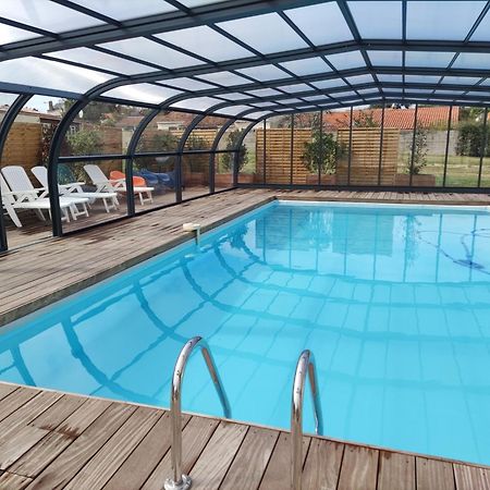Maison Avec Piscine Privee, Proche Plage Avrillé Kültér fotó